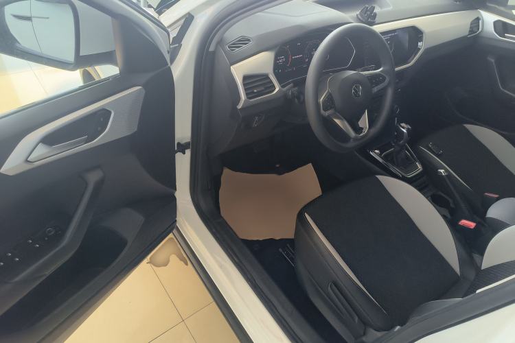 Used Volkswagen Tacqua 2023 200TSI DSG Joy-Connect Edition Driver Seat