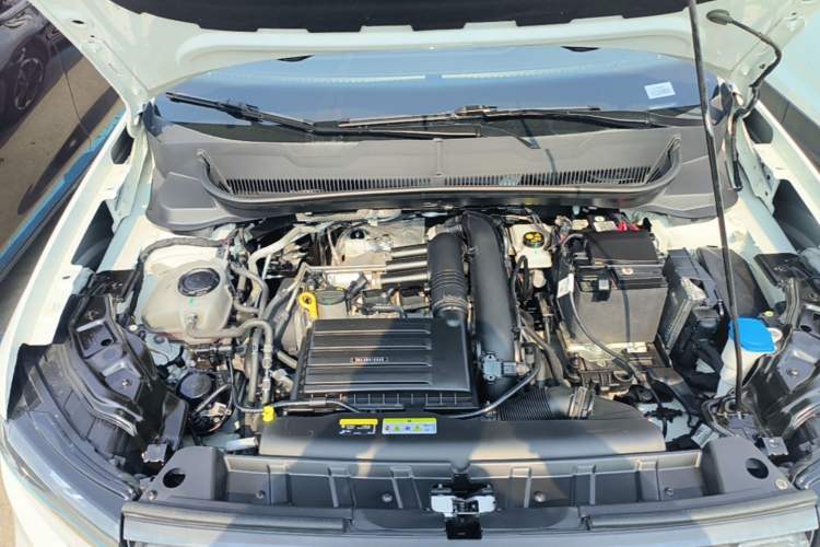 Used Volkswagen Tacqua 2023 200TSI DSG Joy-Connect Edition Engine Bay