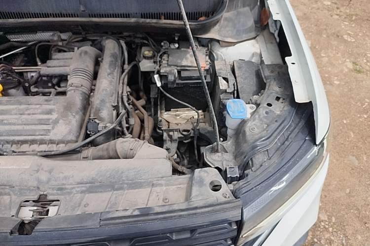 Used Volkswagen Tacqua 2023 200TSI DSG Joy-Connect Edition Engine Bay Left