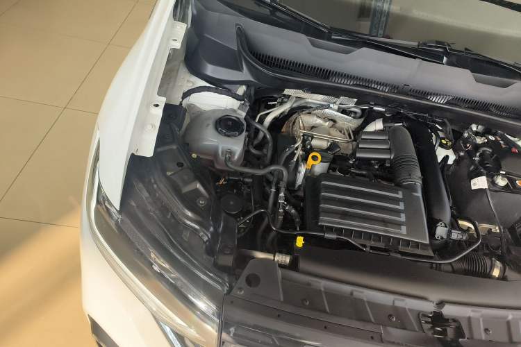 Used Volkswagen Tacqua 2023 200TSI DSG Joy-Connect Edition Engine Bay Right