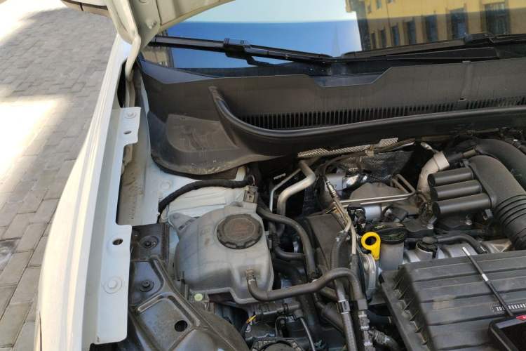 Used Volkswagen Tacqua 2023 200TSI DSG Joy-Connect Edition Engine Bay Right