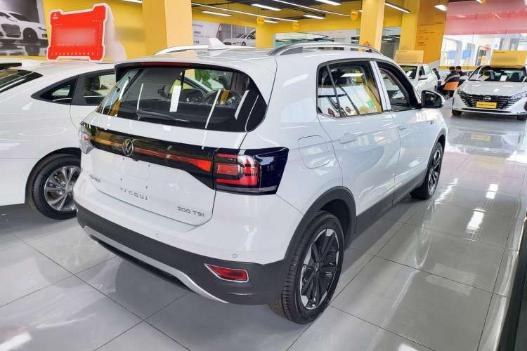 Used Volkswagen Tacqua 2023 200TSI DSG Joy-Connect Edition Exterior 3