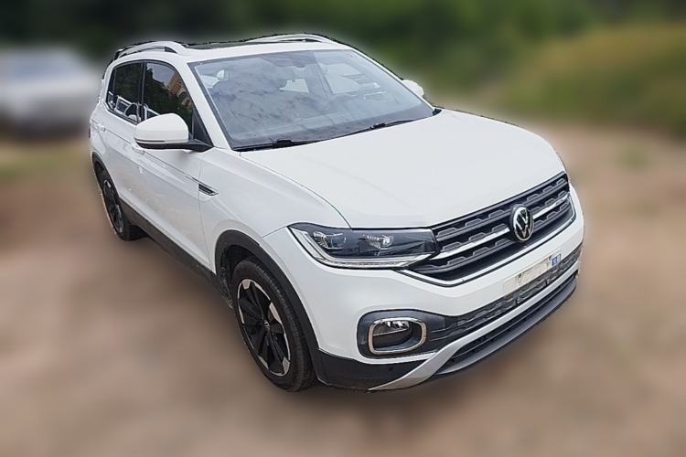 Used Volkswagen Tacqua 2023 200TSI DSG Joy-Connect Edition Front Right 45 Deg