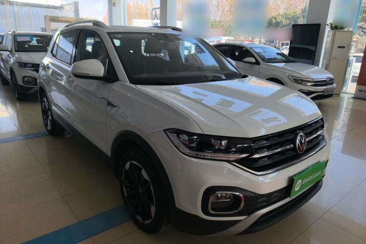 Used Volkswagen Tacqua 2023 200TSI DSG Joy-Connect Edition Front Right 45 Deg