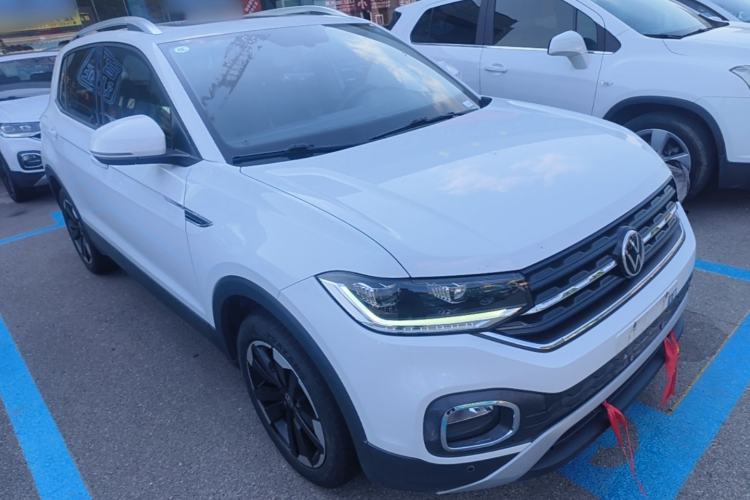 Used Volkswagen Tacqua 2023 200TSI DSG Joy-Connect Edition Front Right 45 Deg