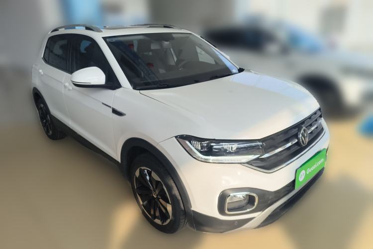 Used Volkswagen Tacqua 2023 200TSI DSG Joy-Connect Edition Front Right 45 Deg