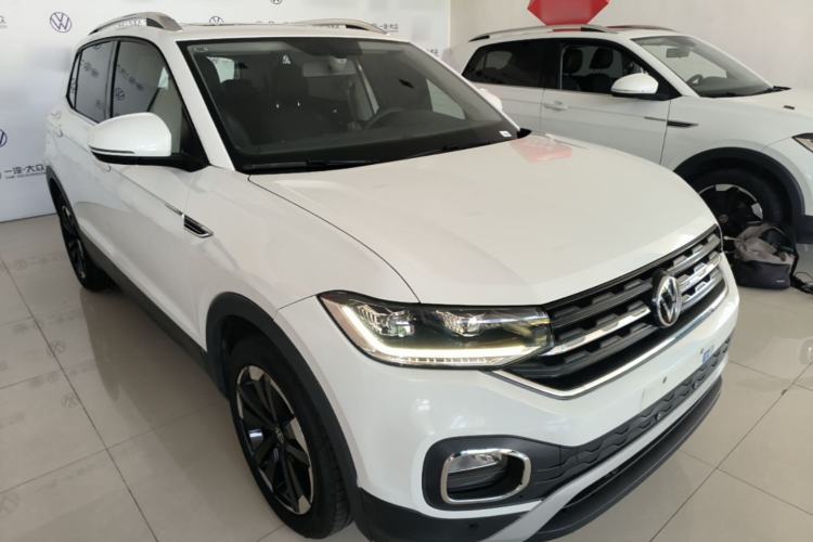 Used Volkswagen Tacqua 2023 200TSI DSG Joy-Connect Edition Front Right 45 Deg
