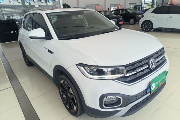 Used Volkswagen Tacqua 2023 200TSI DSG Joy-Connect Edition Front Right 45 Deg