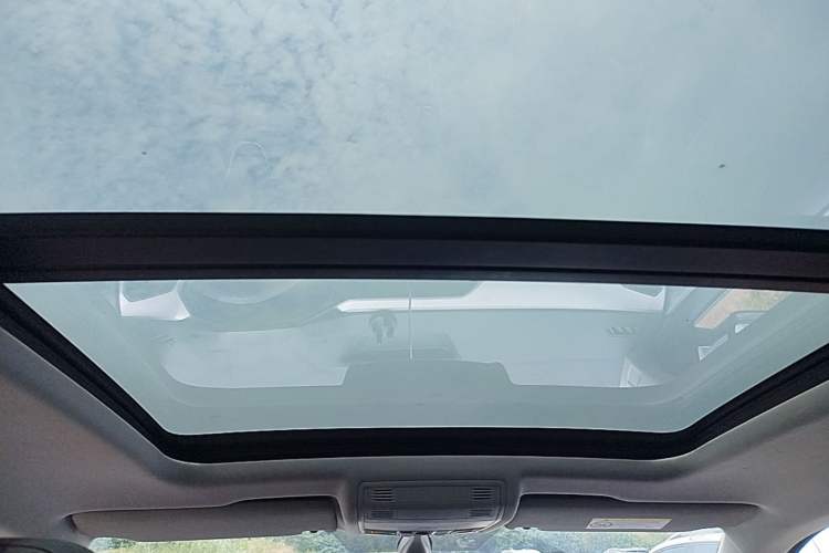 Used Volkswagen Tacqua 2023 200TSI DSG Joy-Connect Edition Headliner