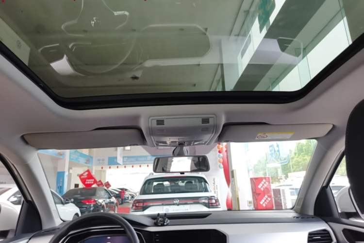 Used Volkswagen Tacqua 2023 200TSI DSG Joy-Connect Edition Headliner