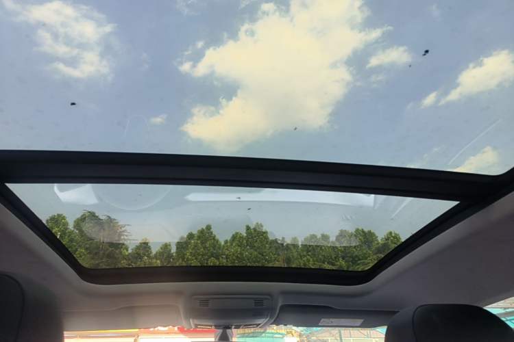 Used Volkswagen Tacqua 2023 200TSI DSG Joy-Connect Edition Headliner