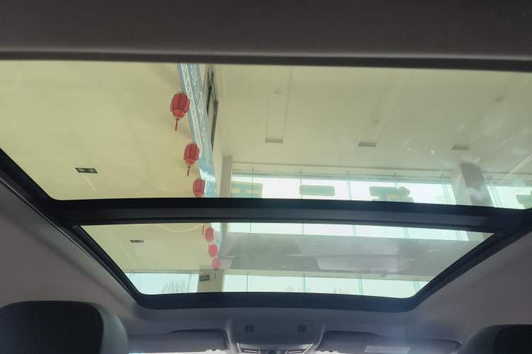 Used Volkswagen Tacqua 2023 200TSI DSG Joy-Connect Edition Headliner