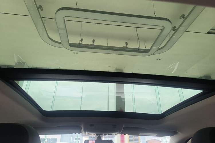 Used Volkswagen Tacqua 2023 200TSI DSG Joy-Connect Edition Headliner