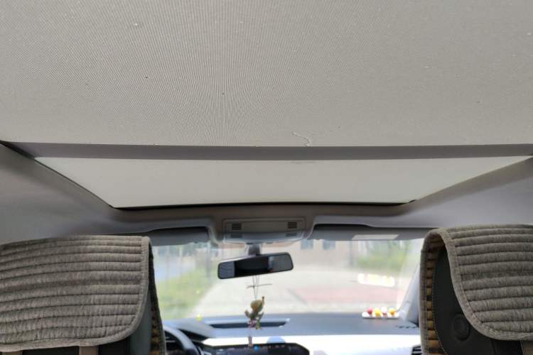 Used Volkswagen Tacqua 2023 200TSI DSG Joy-Connect Edition Headliner