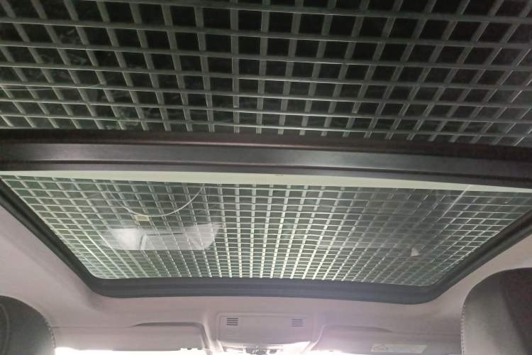 Used Volkswagen Tacqua 2023 200TSI DSG Joy-Connect Edition Headliner