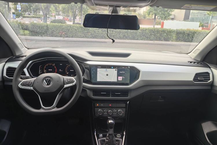 Used Volkswagen Tacqua 2023 200TSI DSG Joy-Connect Edition Interior 1