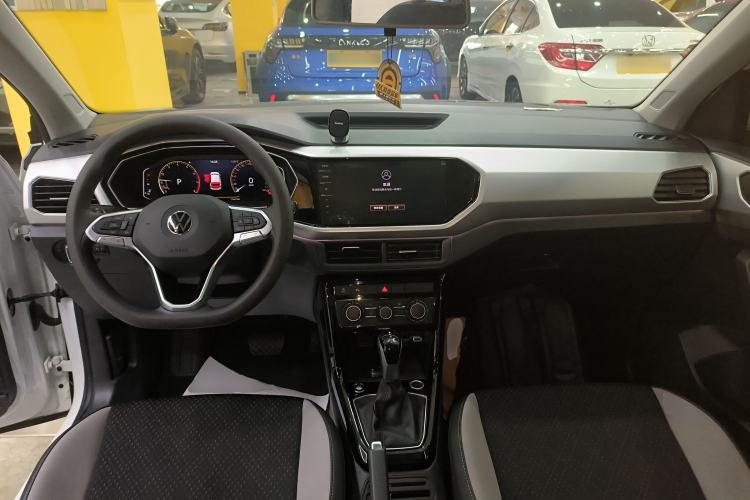 Used Volkswagen Tacqua 2023 200TSI DSG Joy-Connect Edition Interior 2