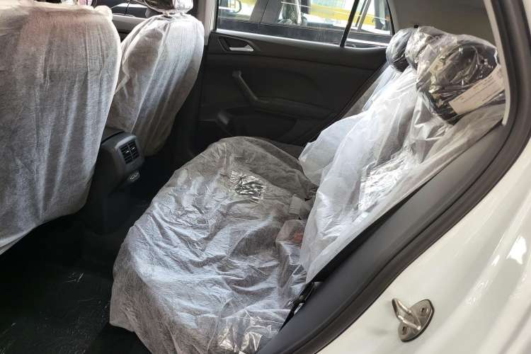 Used Volkswagen Tacqua 2023 200TSI DSG Joy-Connect Edition Interior 3