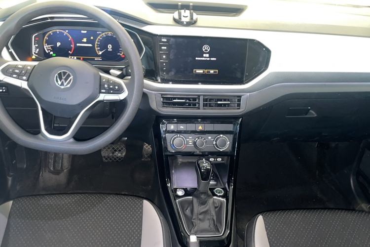 Used Volkswagen Tacqua 2023 200TSI DSG Joy-Connect Edition Interior 3