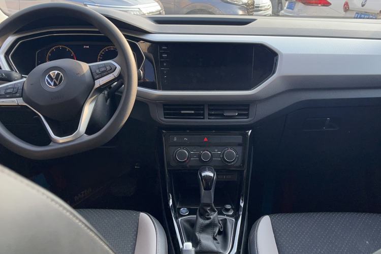 Used Volkswagen Tacqua 2023 200TSI DSG Joy-Connect Edition Interior 3