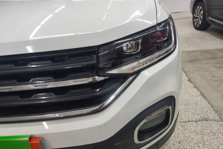 Used Volkswagen Tacqua 2023 200TSI DSG Joy-Connect Edition Left Front Headlight