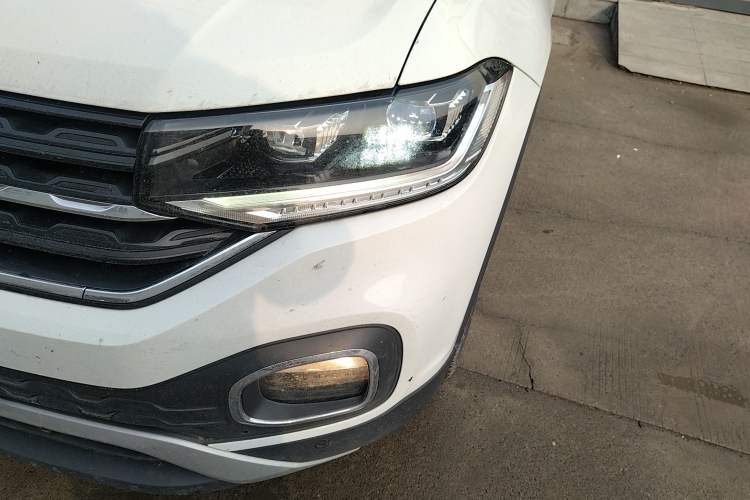 Used Volkswagen Tacqua 2023 200TSI DSG Joy-Connect Edition Left Front Headlight