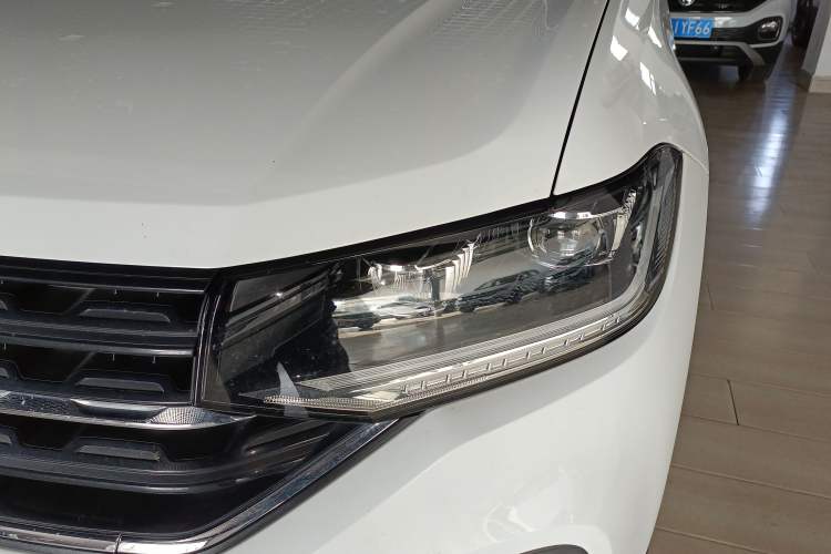 Used Volkswagen Tacqua 2023 200TSI DSG Joy-Connect Edition Left Front Headlight