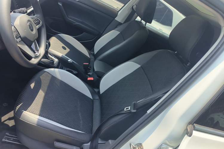 Used Volkswagen Tacqua 2023 200TSI DSG Joy-Connect Edition Left Front Seat