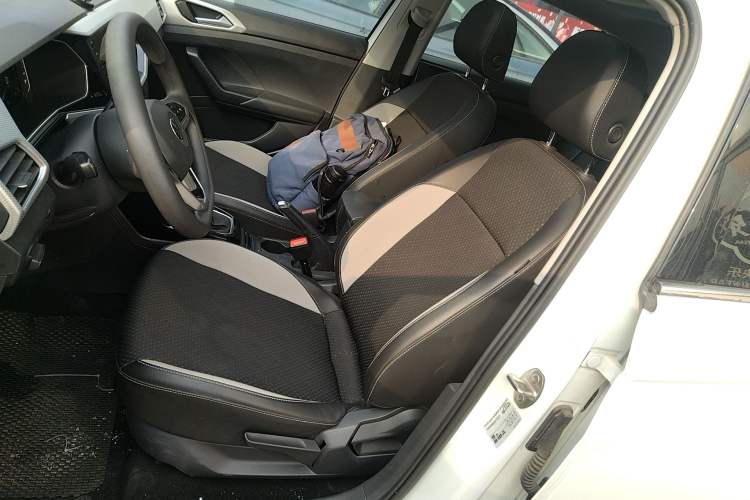 Used Volkswagen Tacqua 2023 200TSI DSG Joy-Connect Edition Left Front Seat