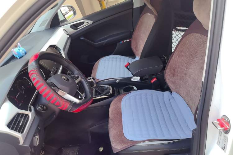 Used Volkswagen Tacqua 2023 200TSI DSG Joy-Connect Edition Left Front Seat