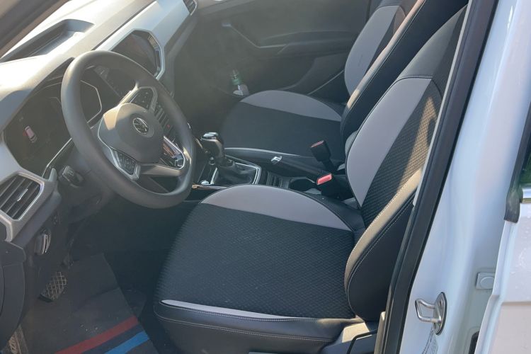 Used Volkswagen Tacqua 2023 200TSI DSG Joy-Connect Edition Left Front Seat