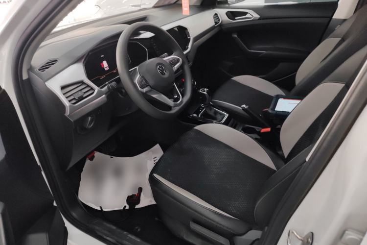 Used Volkswagen Tacqua 2023 200TSI DSG Joy-Connect Edition Left Front Seat