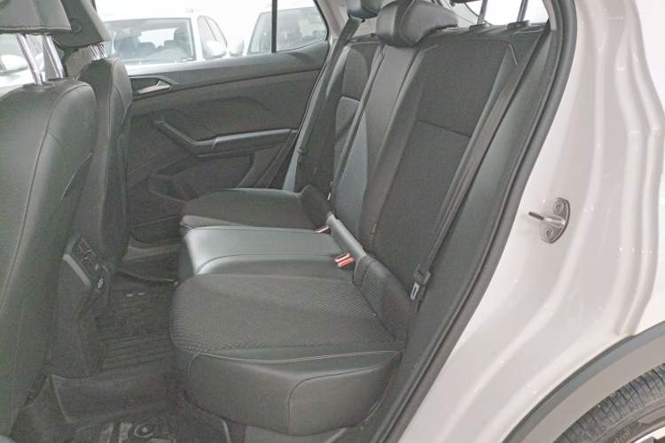 Used Volkswagen Tacqua 2023 200TSI DSG Joy-Connect Edition Left Rear Seat