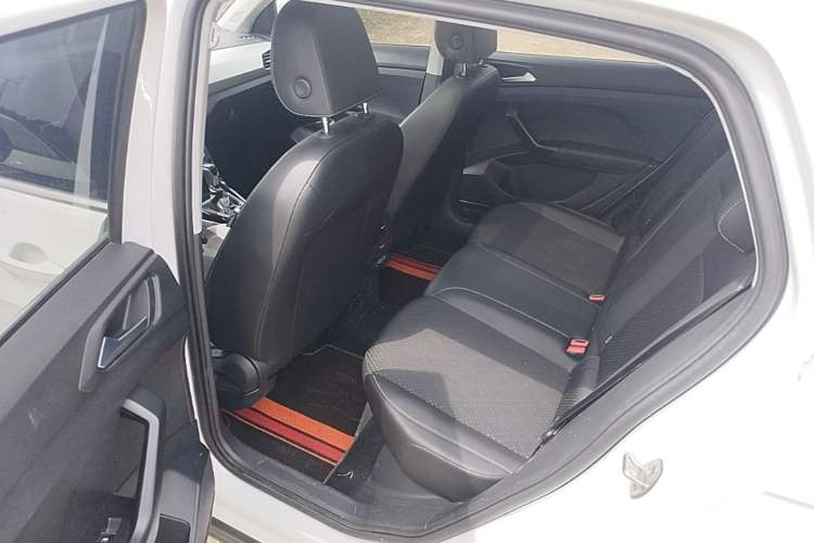 Used Volkswagen Tacqua 2023 200TSI DSG Joy-Connect Edition Left Rear Seat