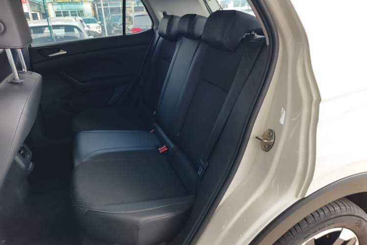 Used Volkswagen Tacqua 2023 200TSI DSG Joy-Connect Edition Left Rear Seat