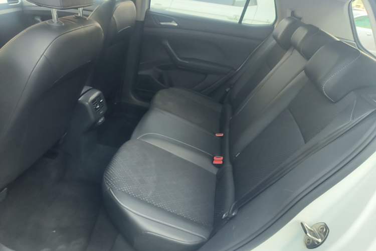 Used Volkswagen Tacqua 2023 200TSI DSG Joy-Connect Edition Left Rear Seat