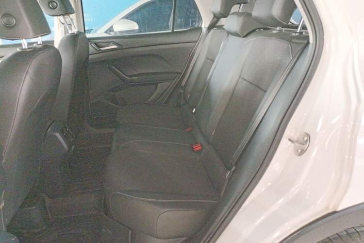 Used Volkswagen Tacqua 2023 200TSI DSG Joy-Connect Edition Left Rear Seat