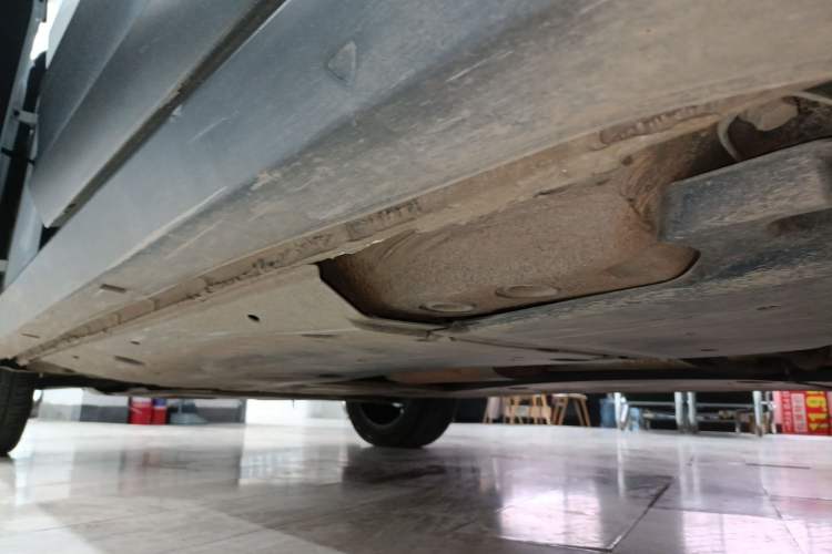 Used Volkswagen Tacqua 2023 200TSI DSG Joy-Connect Edition Left Side Sill