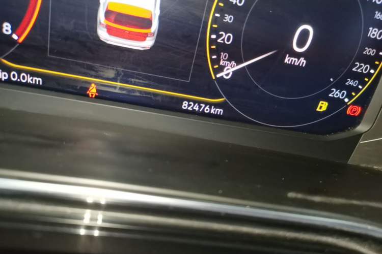 Used Volkswagen Tacqua 2023 200TSI DSG Joy-Connect Edition Odometer Close Up