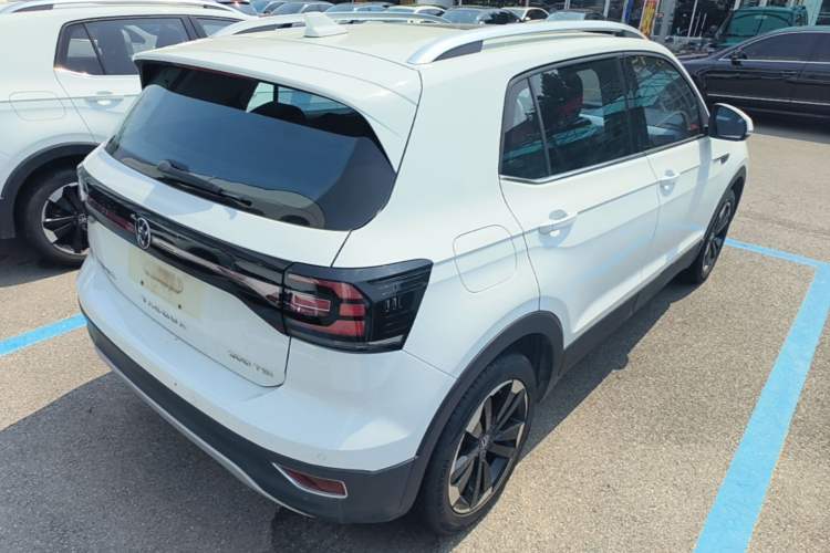 Used Volkswagen Tacqua 2023 200TSI DSG Joy-Connect Edition Rear Right 45 Deg