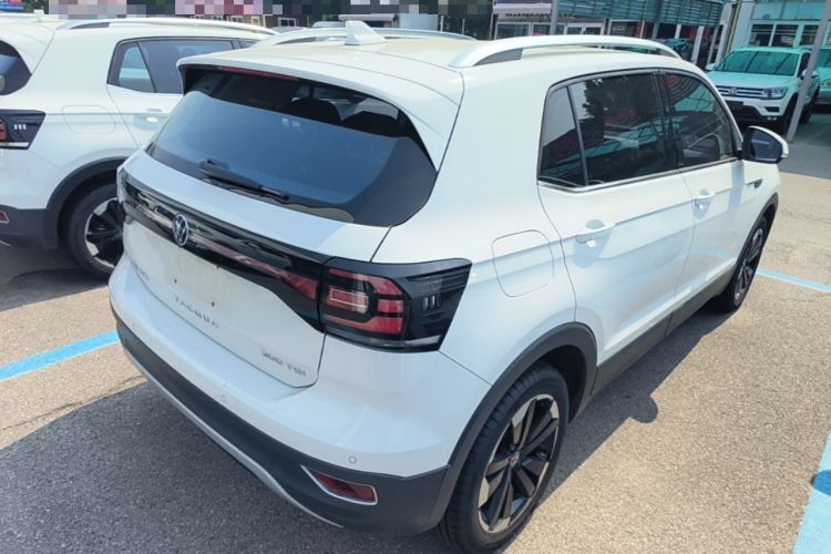 Used Volkswagen Tacqua 2023 200TSI DSG Joy-Connect Edition Rear Right 45 Deg