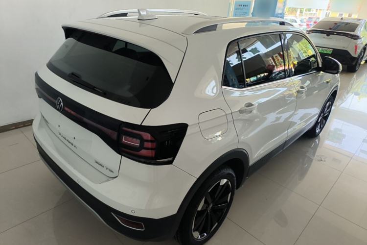Used Volkswagen Tacqua 2023 200TSI DSG Joy-Connect Edition Rear Right 45 Deg