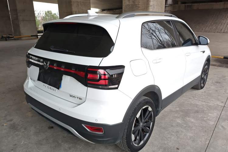 Used Volkswagen Tacqua 2023 200TSI DSG Joy-Connect Edition Rear Right 45 Deg