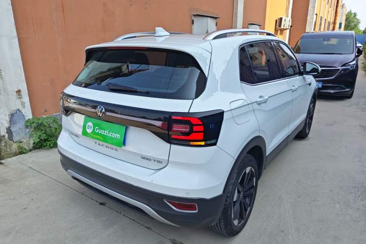 Used Volkswagen Tacqua 2023 200TSI DSG Joy-Connect Edition Rear Right 45 Deg