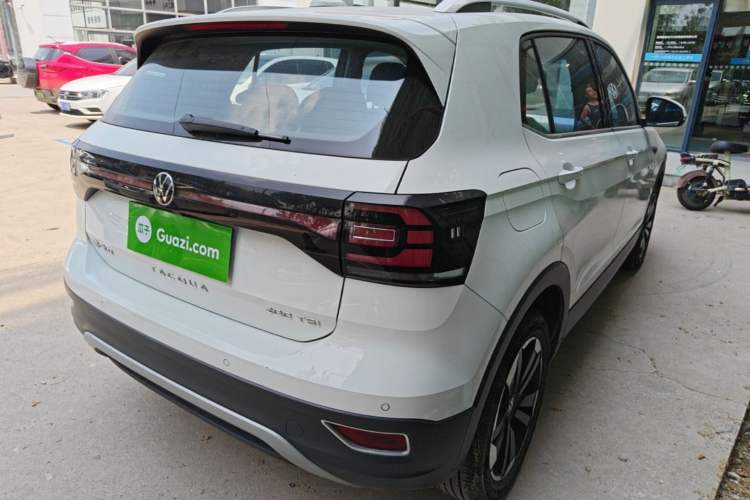 Used Volkswagen Tacqua 2023 200TSI DSG Joy-Connect Edition Rear Right 45 Deg