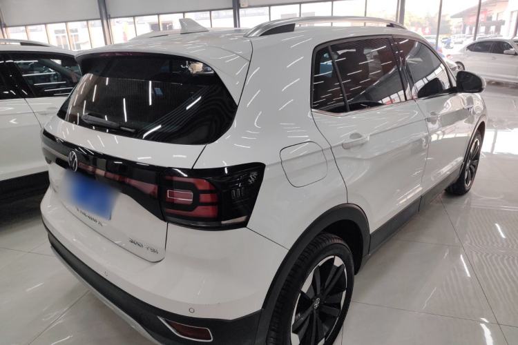 Used Volkswagen Tacqua 2023 200TSI DSG Joy-Connect Edition Rear Right 45 Deg