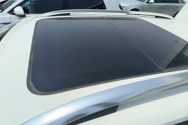 Used Volkswagen Tacqua 2023 200TSI DSG Joy-Connect Edition Roof