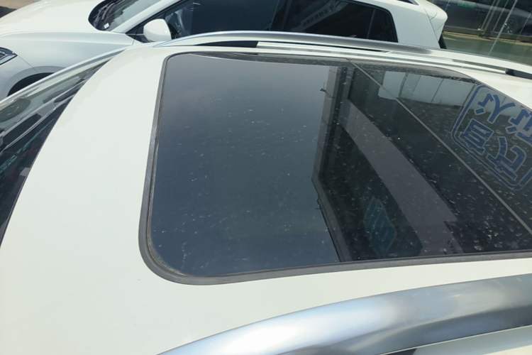 Used Volkswagen Tacqua 2023 200TSI DSG Joy-Connect Edition Roof