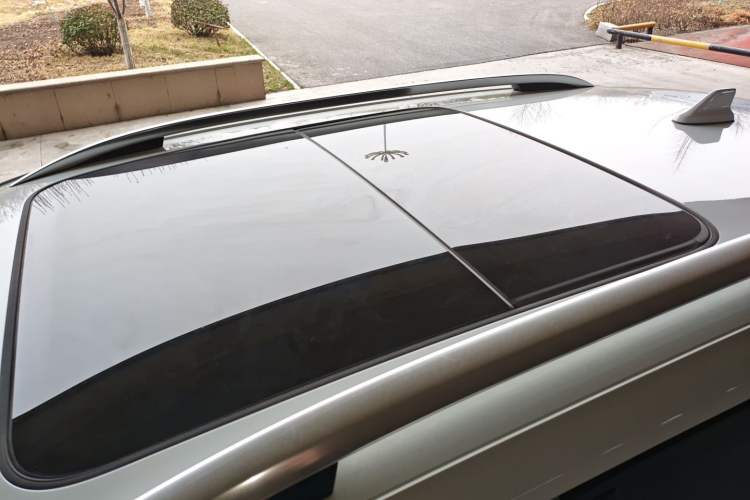 Used Volkswagen Tacqua 2023 200TSI DSG Joy-Connect Edition Roof