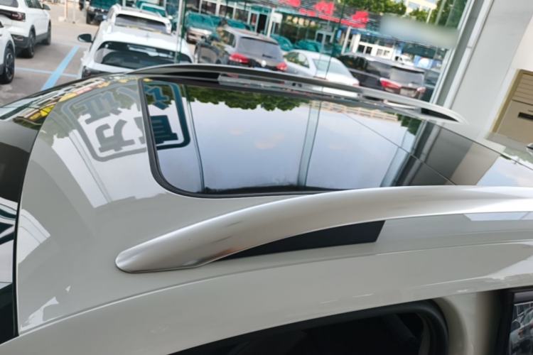 Used Volkswagen Tacqua 2023 200TSI DSG Joy-Connect Edition Roof